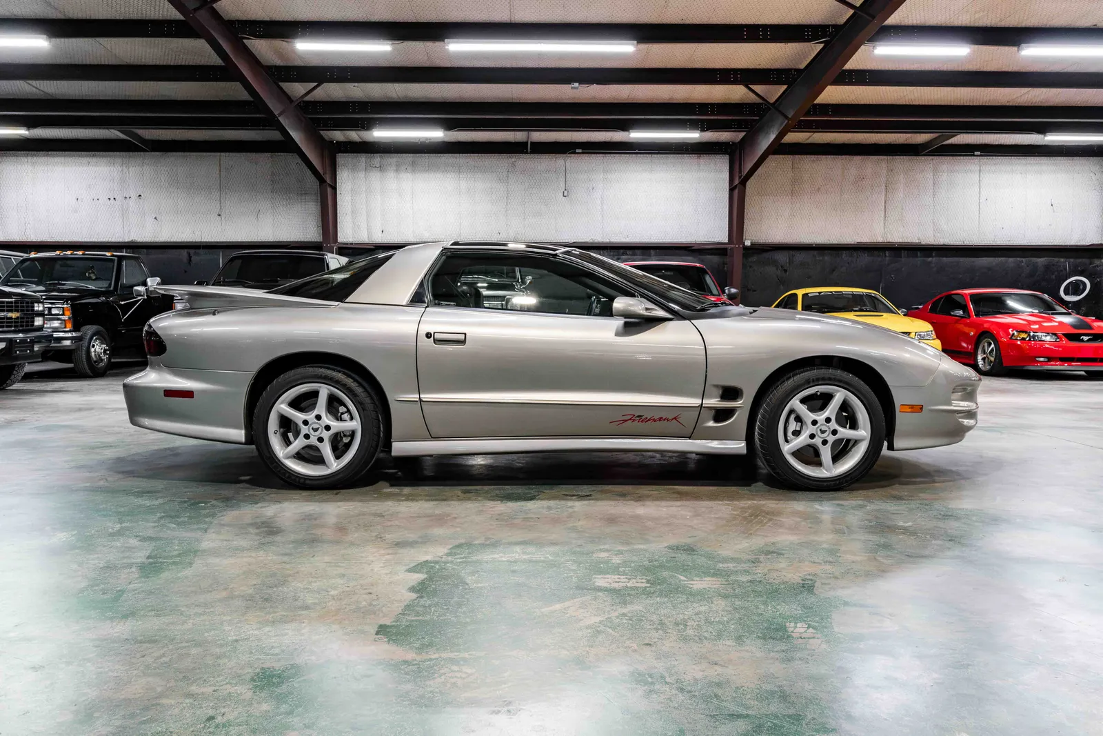 2000-Pontiac-Firehawk-Pewter Metallic-2G2FV22G2Y2149686-38.jpg